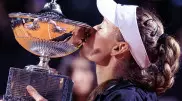 Елена Рыбакина выиграла финал WTA 1000 в Риме и стала четвертой ракеткой мира