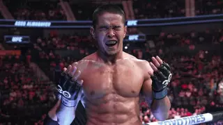 Асу Алмабаев показал травму, полученную в дебюте: видео