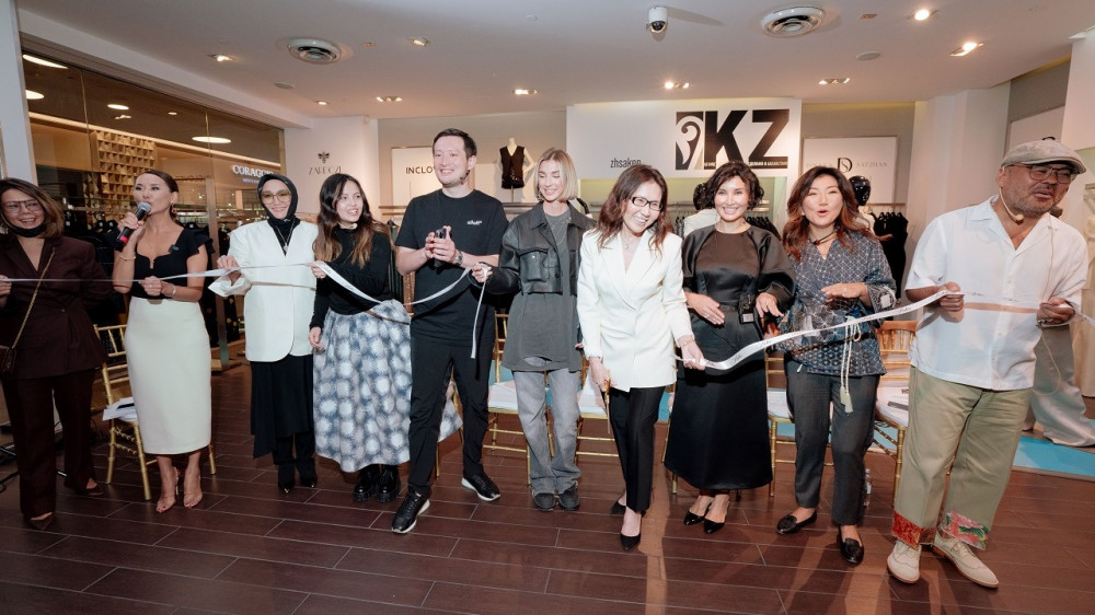 Saks Fifth Avenue Almaty представил корнер с коллекциями казахстанских дизайнеров: 2023-09-14 16:35:03 - прочитайте