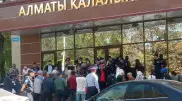 Адвокаты сорвали процесс по делу о захвате аэропорта Алматы