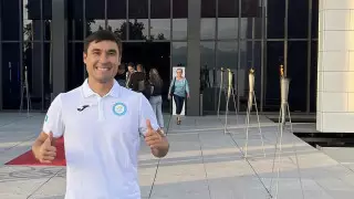 "Хотели засудить". Серик Сапиев отреагировал на нокаут в поединке Казахстан - Узбекистан