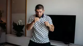Хабиб Нурмагомедов рассказал, как тренируется "на пенсии"