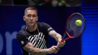 Казахстанский теннисист обыграл девятую ракетку мира на турнире в Китае