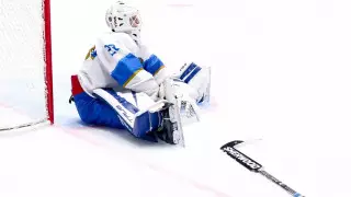 Сборная Казахстана по хоккею с разгромным счетом проиграла на турнире в России