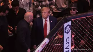 Дональд Трамп посетил бой Шавката Рахмонова в UFC