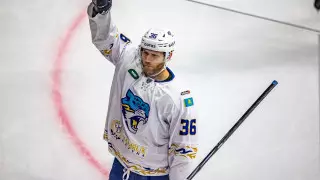 "Барыс" отыгрался с 0:2 и в матче с рекордом обыграл фаворита КХЛ