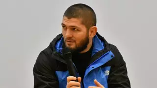 Хабиб Нурмагомедов ушел из UFC из-за детей: подробности