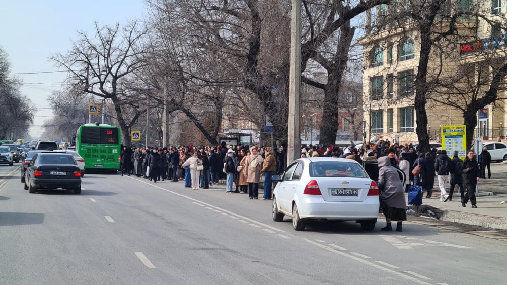 Такси резко и очень сильно подорожало в Алматы после землетрясения: 2024-03-04 13:12:35 - прочитайте