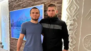 "Ты чего такой нервный". Нурмагомедов обратился к Двалишвили