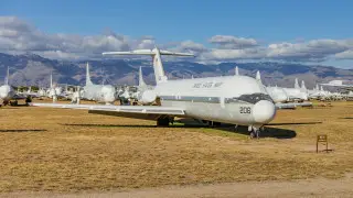 Куда попадают самолеты после "смерти"