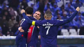 "Одна и та же песня". Тренер ПСЖ объяснил замену Мбаппе