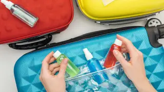 Перевозка косметики и парфюма: как избежать проблем на контроле