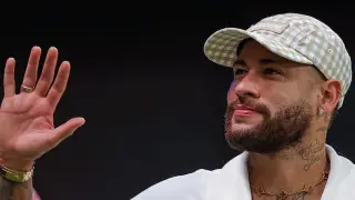 Нуралы Алип может стать одноклубником Неймара - СМИ