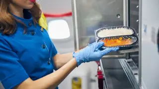 О чем не знают 90 процентов пассажиров, рассказала бортпроводница