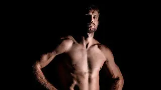 Уроженец Казахстана одолел непобежденного нокаутера: видео