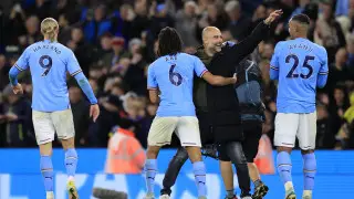 "Манчестер Сити" впервые в истории выиграл чемпионат Англии четыре раза подряд