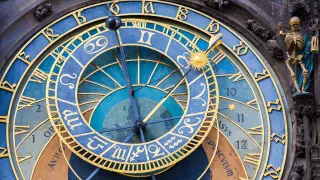 Гороскоп на сегодня: кому слушать интуицию, а кому зов сердца