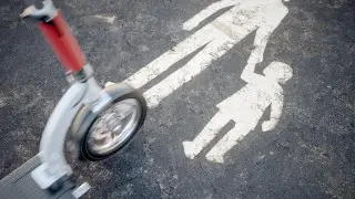 18-летний футболист сбил женщину на самокате: она умерла от травм