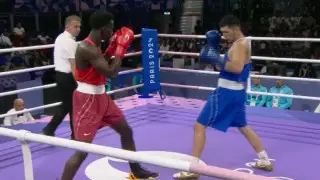 Чемпион Азии из Казахстана одержал первую победу на Олимпиаде в Париже