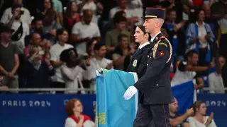"Запрета не было": фанаты Елдоса Сметова обвинили организаторов Олимпиады в неуважении