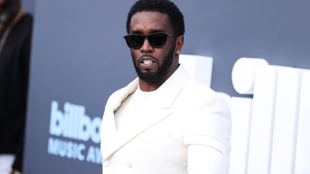 Более 100 человек подадут иски против P. Diddy с обвинениями в сексуальном насилии: 2024-10-02 05:56:03 - прочитайте