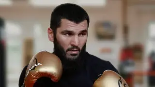 Бетербиев сделал заявление о завершении карьеры перед боем с Биволом