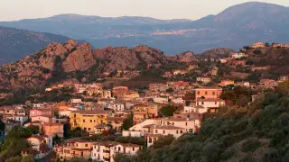 Итальянская деревня распродает дома по 500 тенге