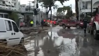 Шторм “Бора“ привел к жертвам и разрушениям в Греции