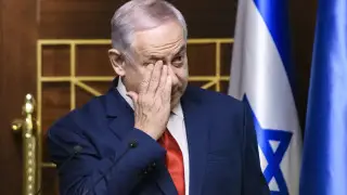 Нетаньяху начал давать показания в суде по делу о коррупции