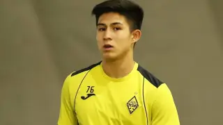 Стало известно, когда 16-летний вундеркинд из Казахстана перейдет в “Челси“