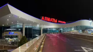 Почему реанимобиль не пустили к самолету, объяснили в аэропорту Алматы
