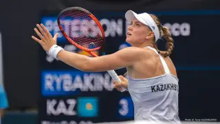 Елена Рыбакина устроила разгром после скандала с тренером