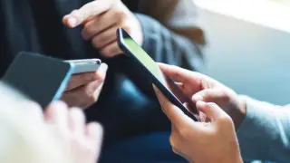 В Казахстане снова заговорили о запрете соцсетей для подростков