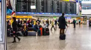 Отмена рейсов, перебой в работе: забастовки пройдут в аэропортах Германии
