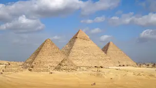 “Найден древний город под египетскими пирамидами“ – заявили исследователи