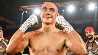 Цзю проигнорировал чемпиона мира по боксу из Казахстана