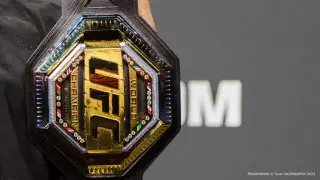 Лучший боец UFC оставил пояс ради боя в весе Шавката Рахмонова
