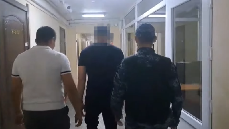 Кадры из видео