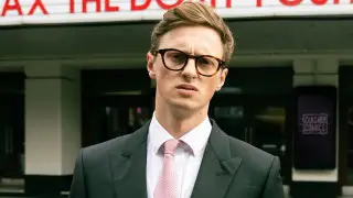 Блогеру пришлось “умереть“, чтобы получить 26 тысяч тенге за авиабилет