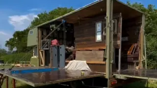 Кадры из видео