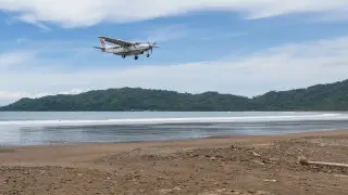 Исчезнувший самолёт с пожилой парой ищут в Австралии