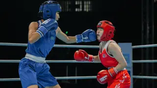 Разгромом и нокдауном обернулся бой Казахстана за медаль чемпионата Азии