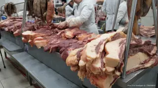 К чему нам готовиться - главу Минторга спросили о причинах роста цен на мясо
