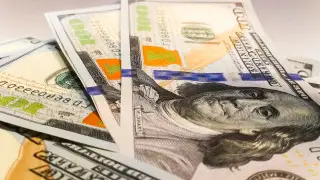 Каким будет курс доллара в сентябре, спрогнозировали аналитики в Казахстане