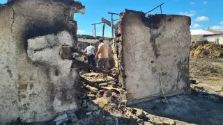 “Произошло большое горе“: 9 семей на западе Казахстана потеряли всё, чем они жили