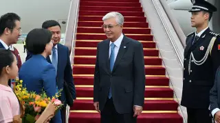 Токаев прилетел в Китай