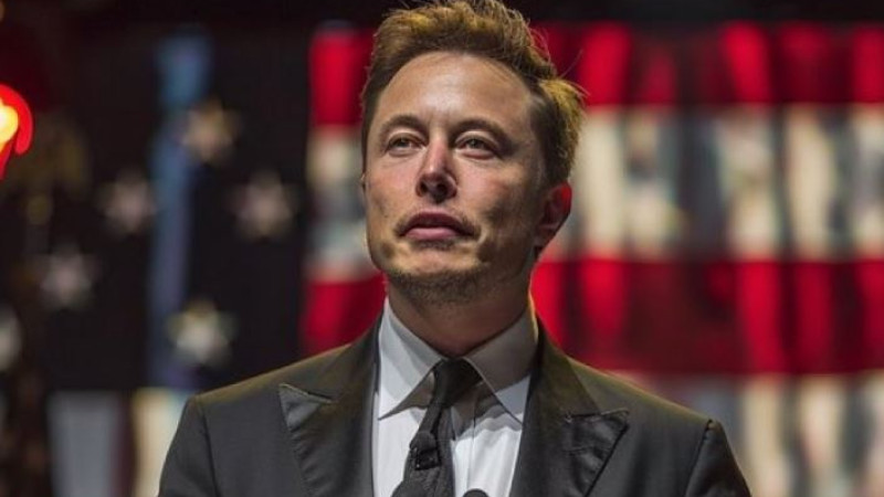 x.com/elonmusk
