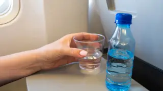 Бесплатная вода станет обязательной на рейсах турецких авиакомпаний