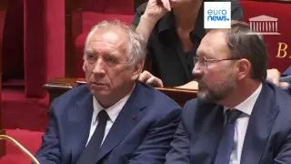 Правительство Франции отправят в отставку