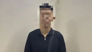 Не смогли разъехаться: самокатчик выбил глаз “коллеге“ в Алматы